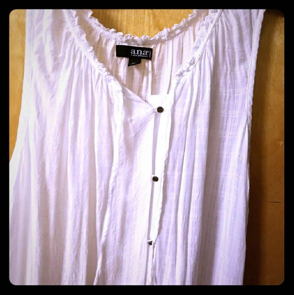 Light tunic top